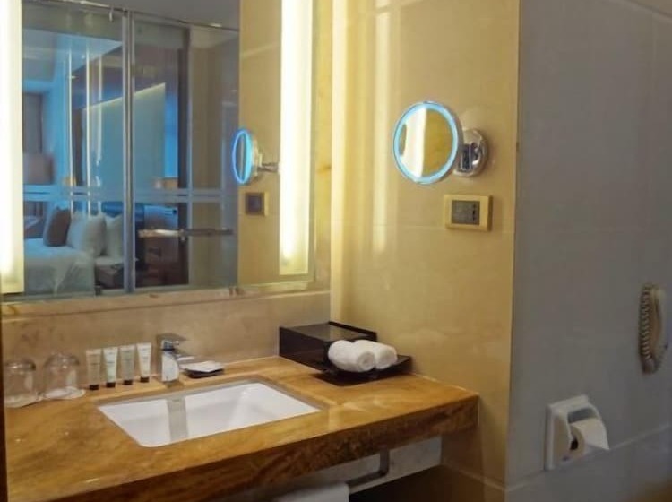 Vanburgh Hotel   Free Shuttle Bus Transfer During Canton Fair