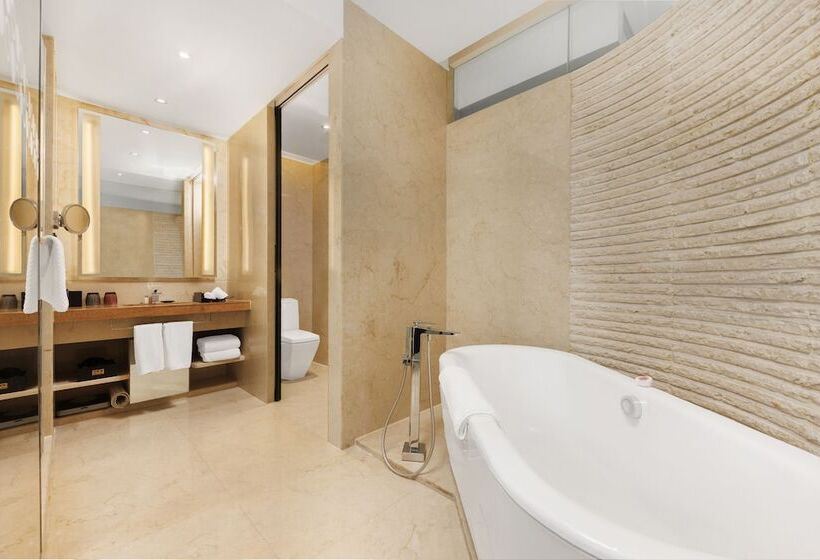 Vanburgh Hotel   Free Shuttle Bus Transfer During Canton Fair