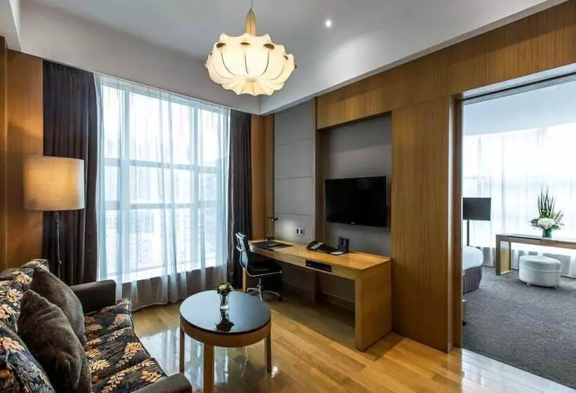 Vanburgh Hotel   Free Shuttle Bus Transfer During Canton Fair