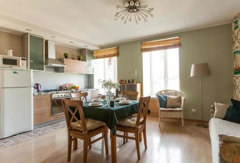 Shaulis Apartment On Nevsky 84