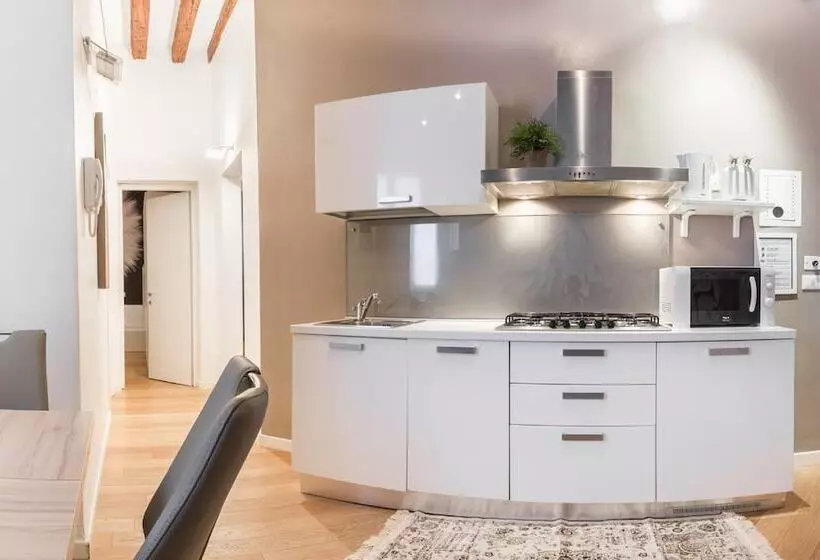 San Polo Design Apartments by Wonderful Italy