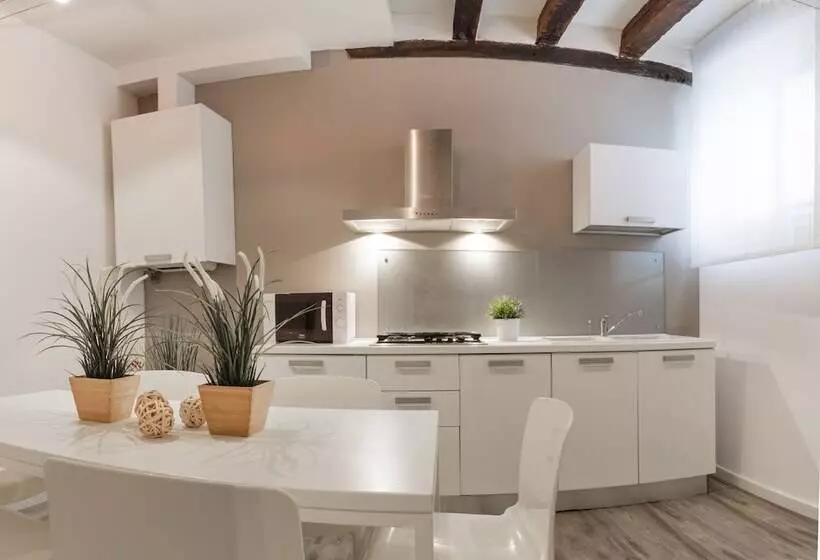 San Polo Design Apartments by Wonderful Italy