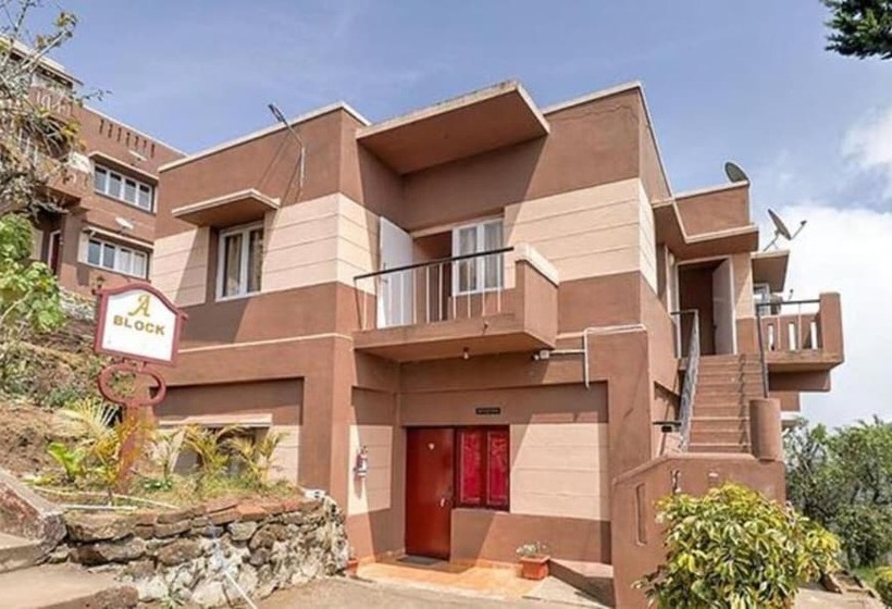 Fabhotel Green Castle Resort