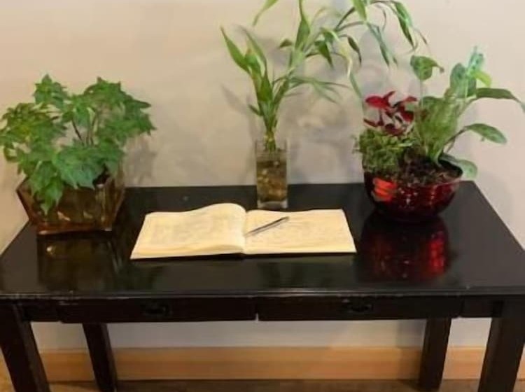 ホテル Glacier Mountain Lodge