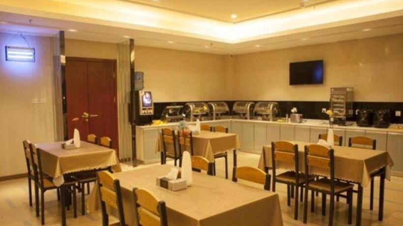 ホテル Greentree Inn Jiansu Nantong Tongzhouwan Huanghe Road Business