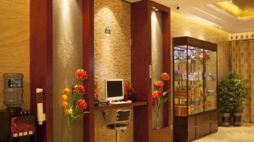 ホテル Greentree Inn Jiansu Nantong Tongzhouwan Huanghe Road Business