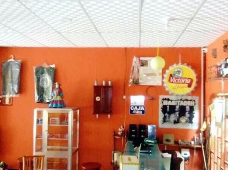 هتل Hostal Leyendas