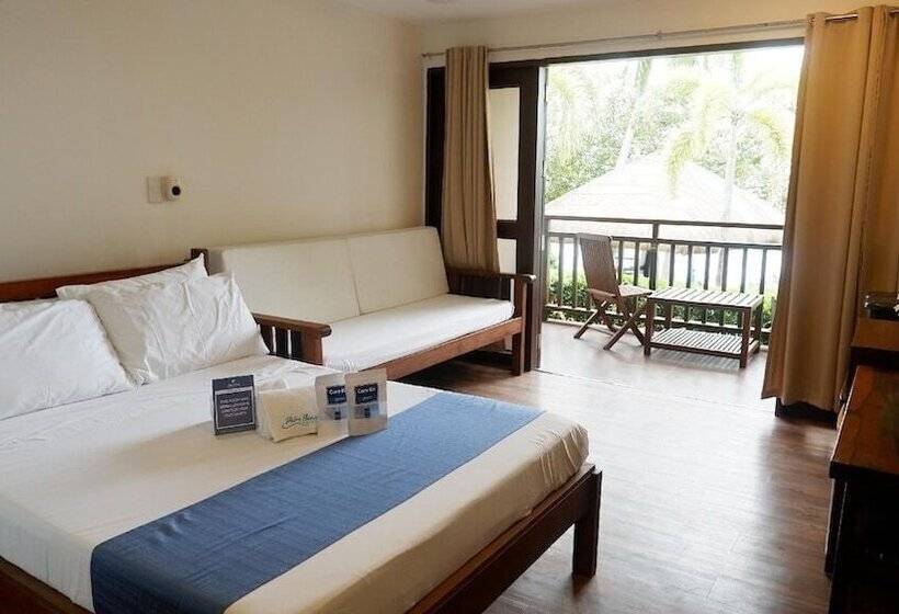 Отель Palm Beach Resort