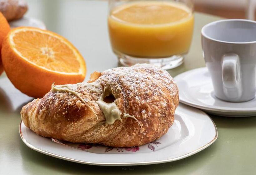 Anna S Dream Bed & Breakfast