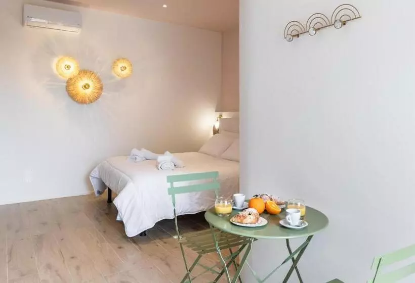 Anna S Dream Bed & Breakfast