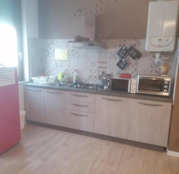 تختخواب و صبحانه Emmanueli65 Fronte Clinica Per 5 Matrimoniale 2 Singoli 1 Divano Letto