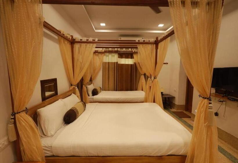 تختخواب و صبحانه Royal Stay Vintage