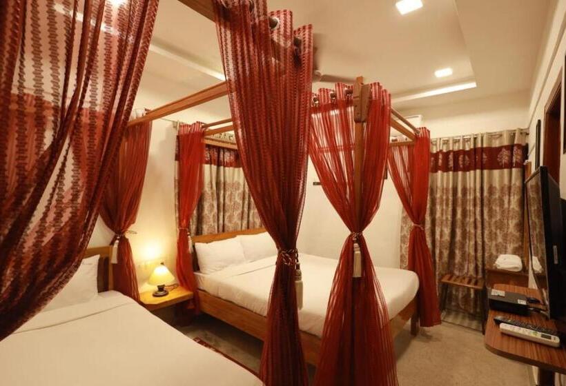 تختخواب و صبحانه Royal Stay Vintage