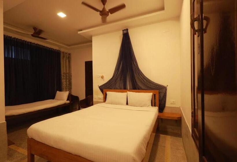 تختخواب و صبحانه Royal Stay Vintage