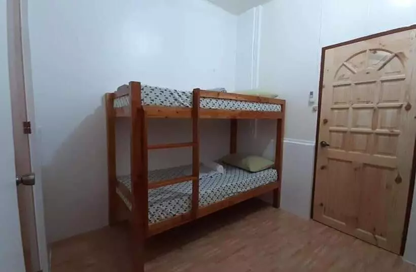 Majatalo A&c Aquino Guesthouse