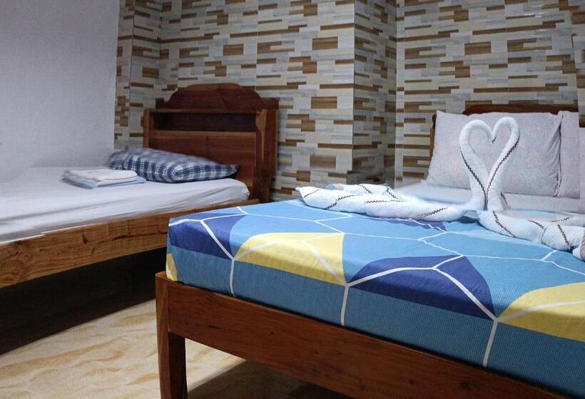 Pension A&c Aquino Guesthouse