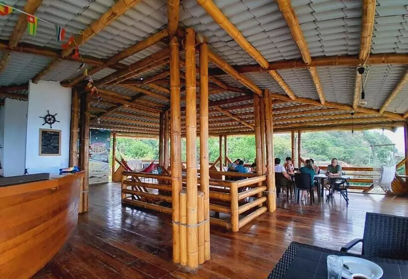 Majatalo Hostal Fara