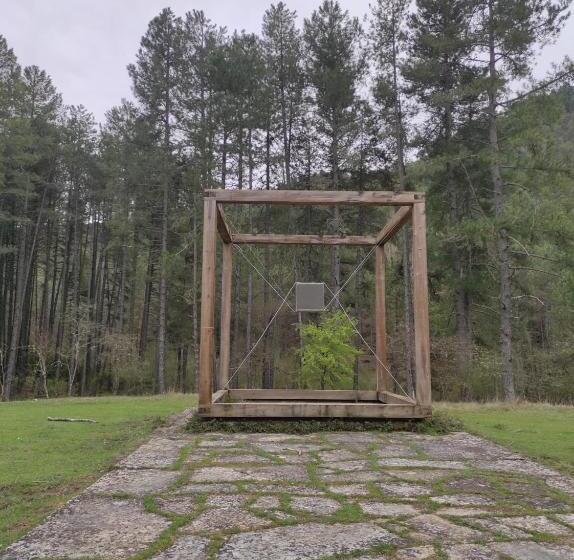 پانسیون Hostal Restaurante Serrania