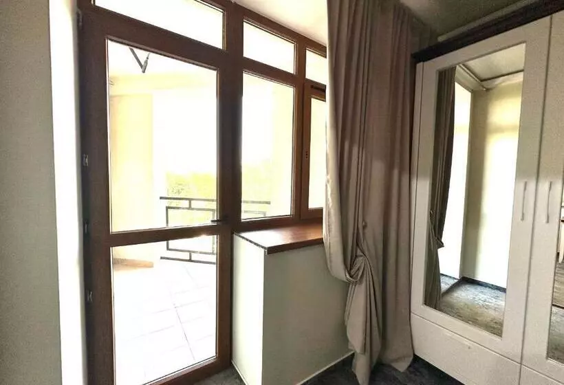 پانسیون Villa Acaem