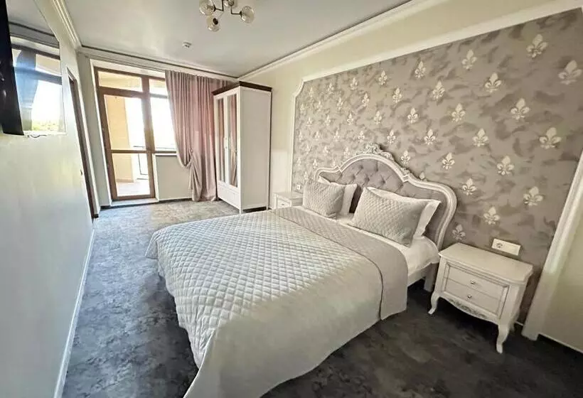 پانسیون Villa Acaem