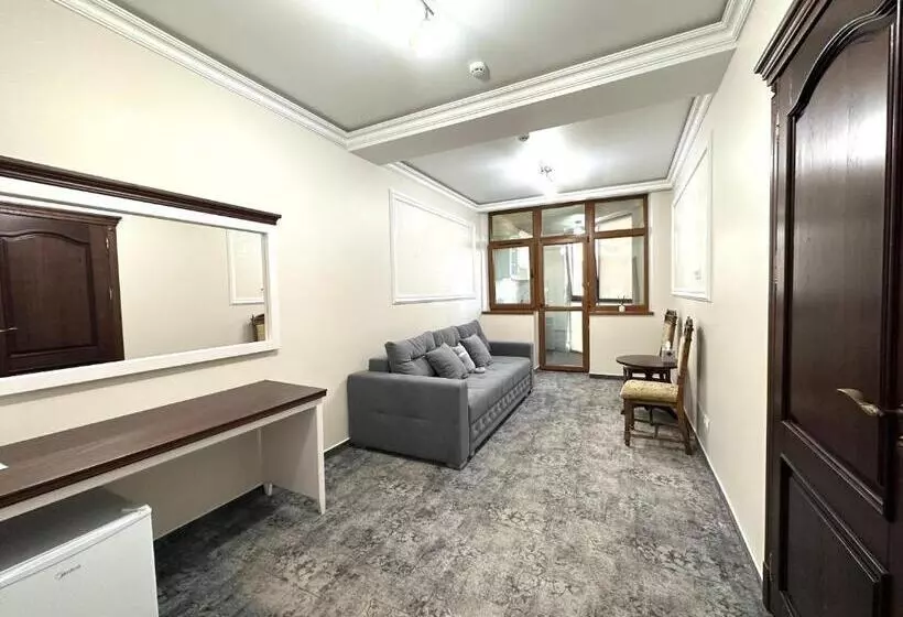 پانسیون Villa Acaem