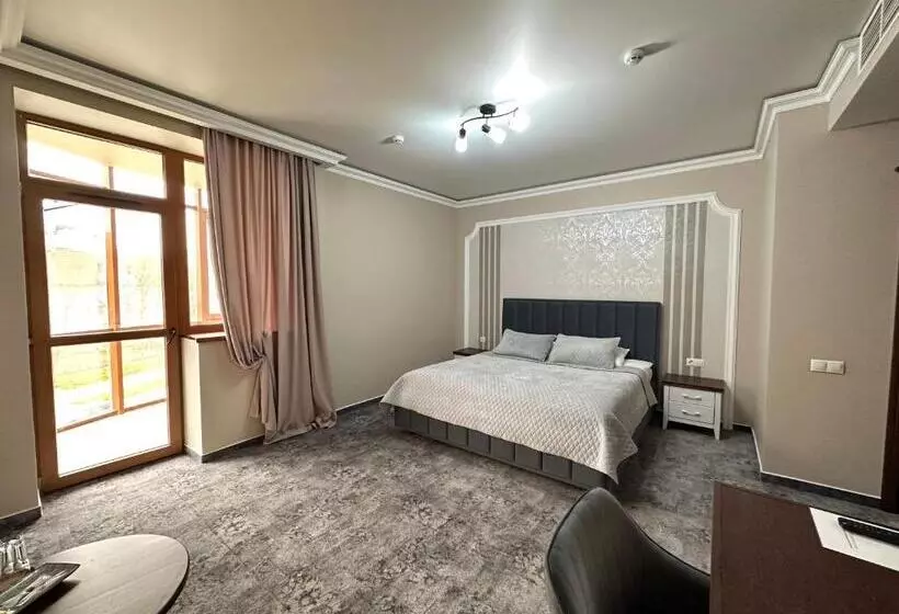 پانسیون Villa Acaem