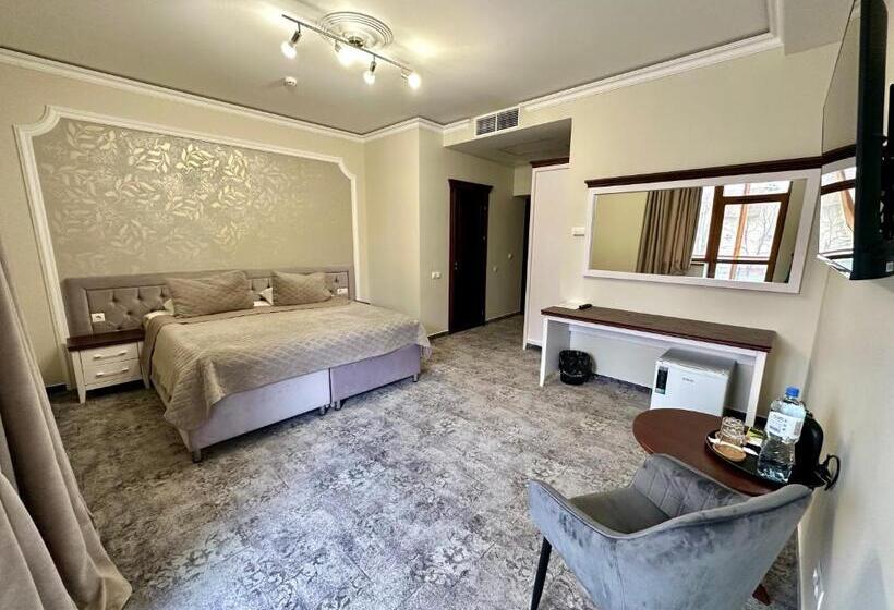 پانسیون Villa Acaem