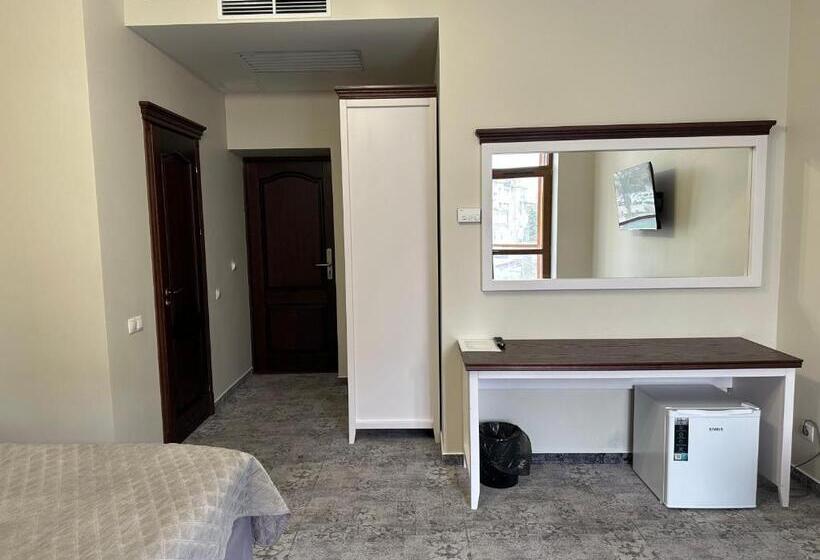 پانسیون Villa Acaem