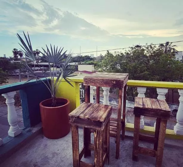 ユースホステル Sundaze Homestay