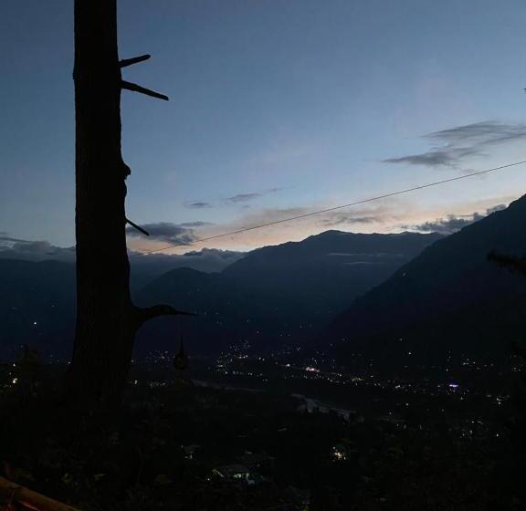 호스텔 Tag S Stay, Naggar