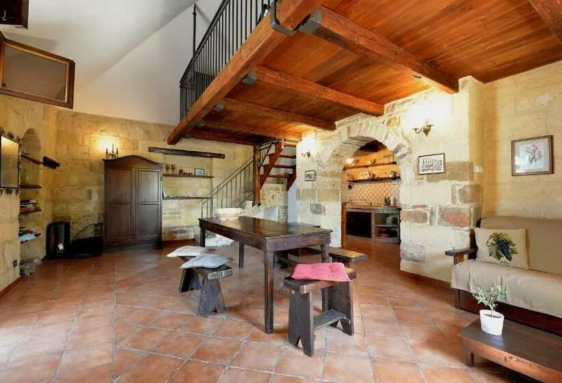 تختخواب و صبحانه Casa Di Campagna