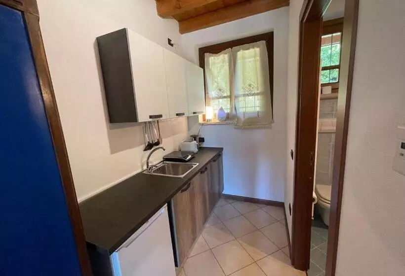 Aamiaismajoitus (B&B) La Fiocchina   Magic Place   Apartments & Studios In Garda Lake   Countryside Farmhouse, Inside The