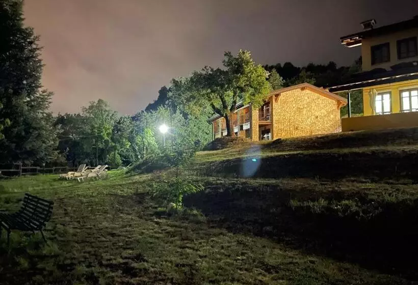 Aamiaismajoitus (B&B) La Fiocchina   Magic Place   Apartments & Studios In Garda Lake   Countryside Farmhouse, Inside The