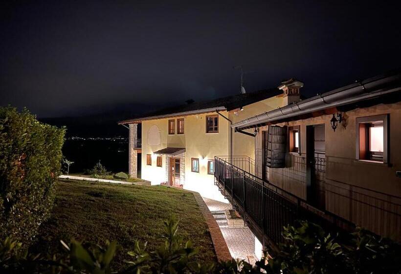 Bed and Breakfast La Fiocchina   Magic Place   Apartments & Studios In Garda Lake   Countryside Farmhouse, Inside The