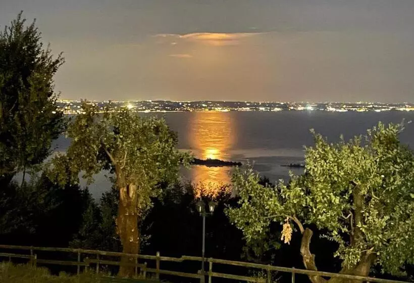 Aamiaismajoitus (B&B) La Fiocchina   Magic Place   Apartments & Studios In Garda Lake   Countryside Farmhouse, Inside The