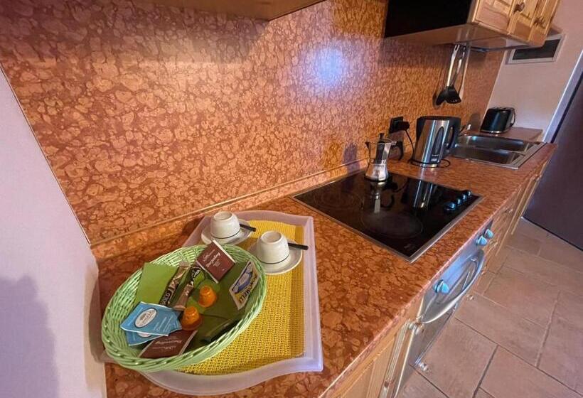 Bed and Breakfast La Fiocchina   Magic Place   Apartments & Studios In Garda Lake   Countryside Farmhouse, Inside The