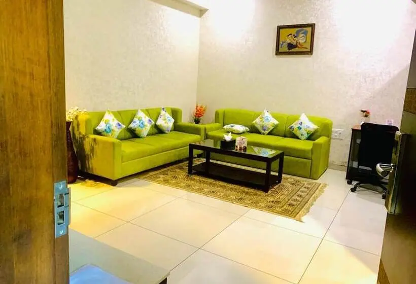 Aamiaismajoitus (B&B) Solista, Chittorgarh