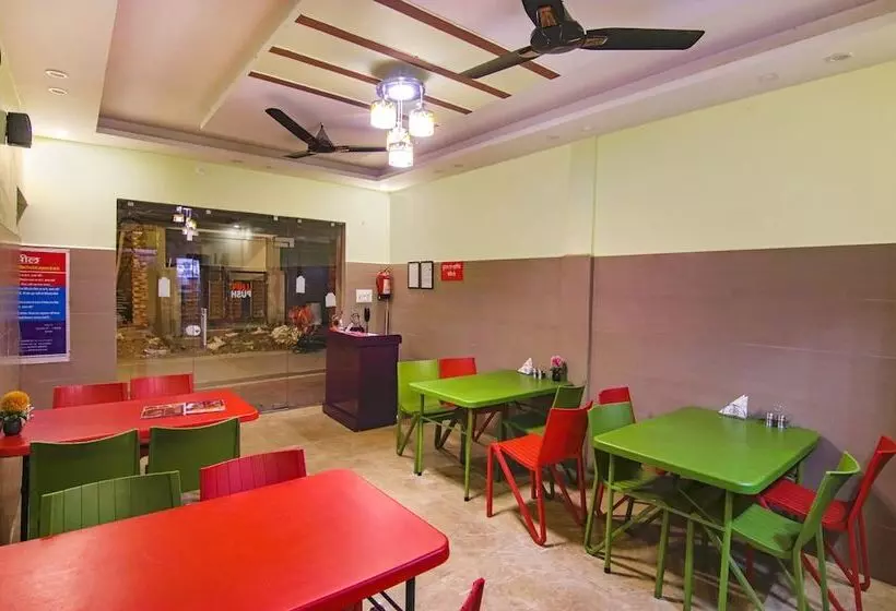 Fabhotel Pushp Kunj