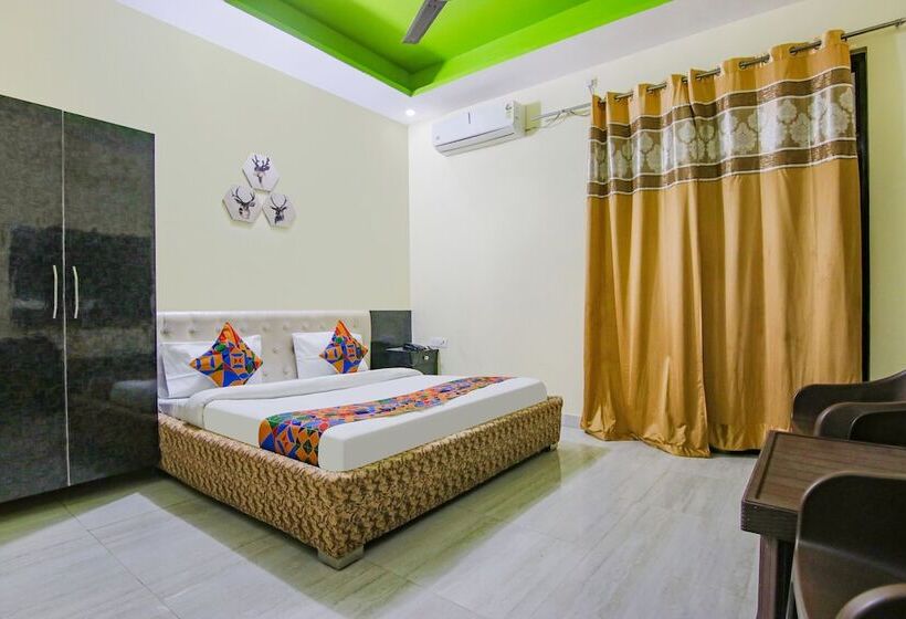 Fabhotel Pushp Kunj