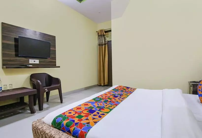 Fabhotel Pushp Kunj