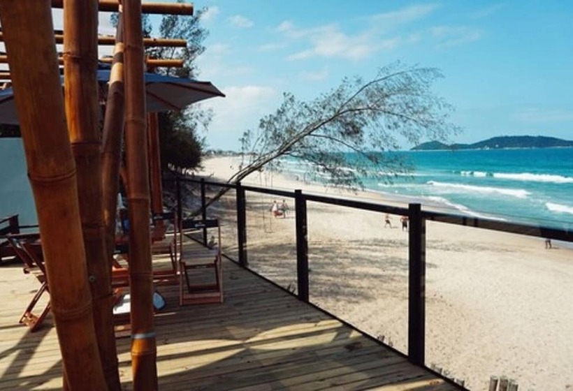 הוסטל Graffi Beach House