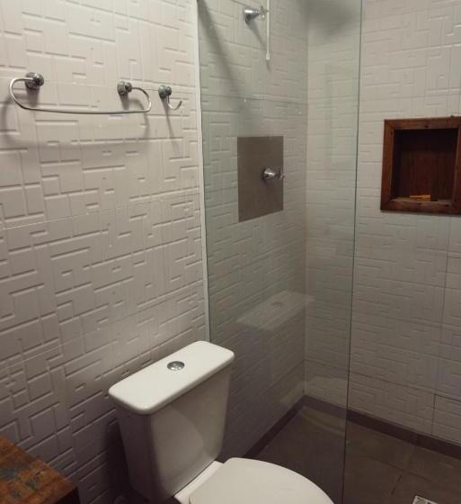 הוסטל Graffi Beach House