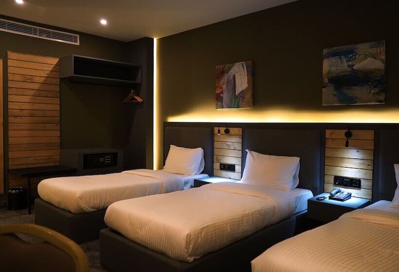 Aitch Boutique Hotel   An Lih