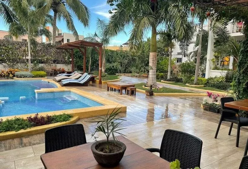 ホテル Coco Mar Suites