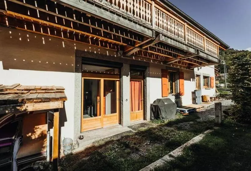هتل Farmhouse With 4 Bedrooms 4 Bathrooms Private Parking Sauna Terrace