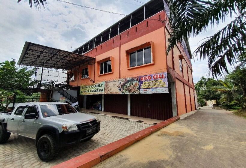 호텔 Oyo 90976 Bagus Family Syariah