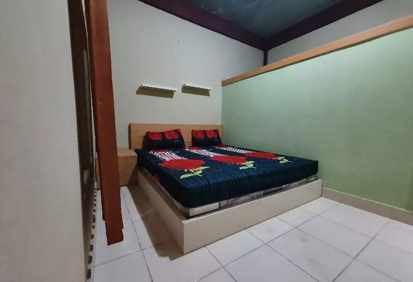 هتل Oyo 90976 Bagus Family Syariah