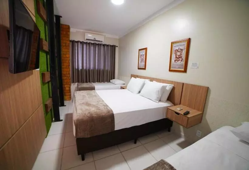 Hotelli Pousada Nossas Raízes