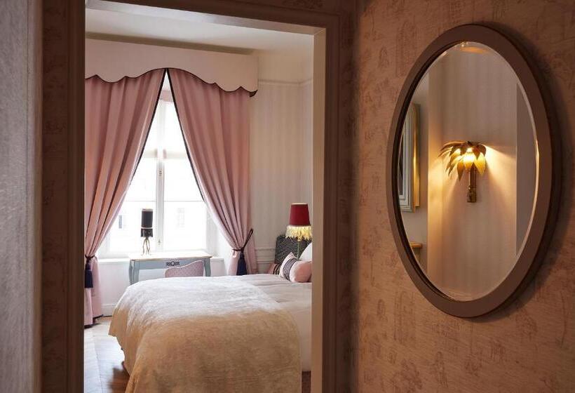 호텔 The Leo Grand