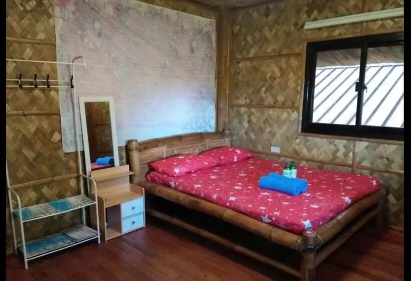 ペンション Bahay Kubo Zailaih